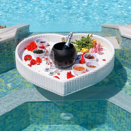 Natura Park Village & Rezort 5*